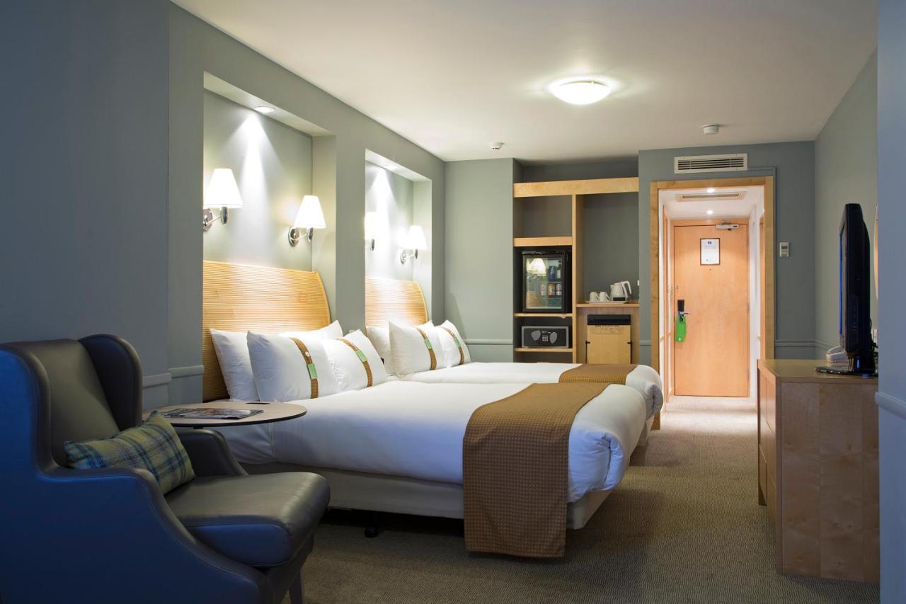 Holiday Inn Guildford By Ihg Zewnętrze zdjęcie