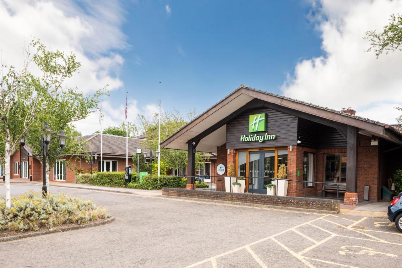 Holiday Inn Guildford By Ihg Zewnętrze zdjęcie