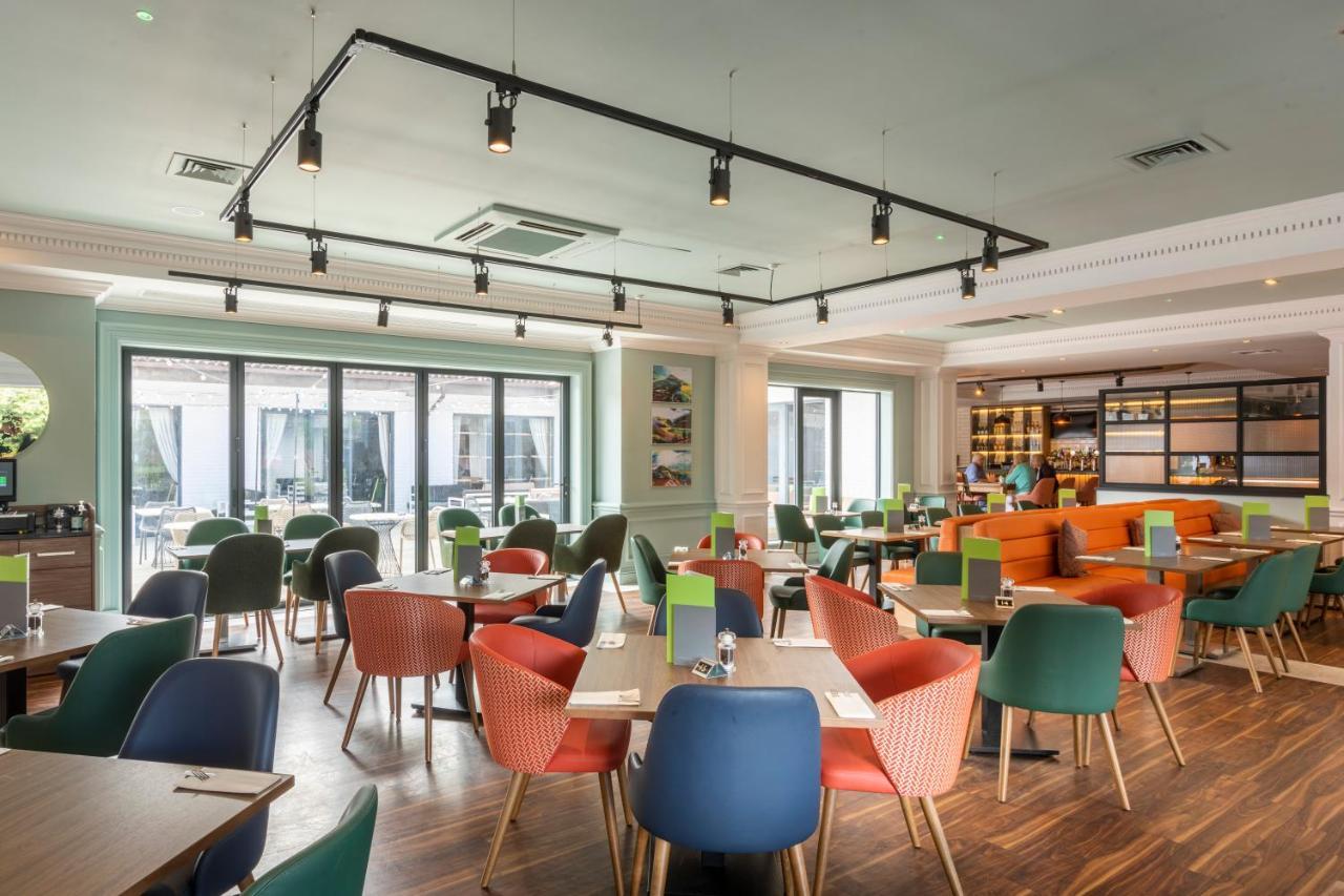 Holiday Inn Guildford By Ihg Zewnętrze zdjęcie