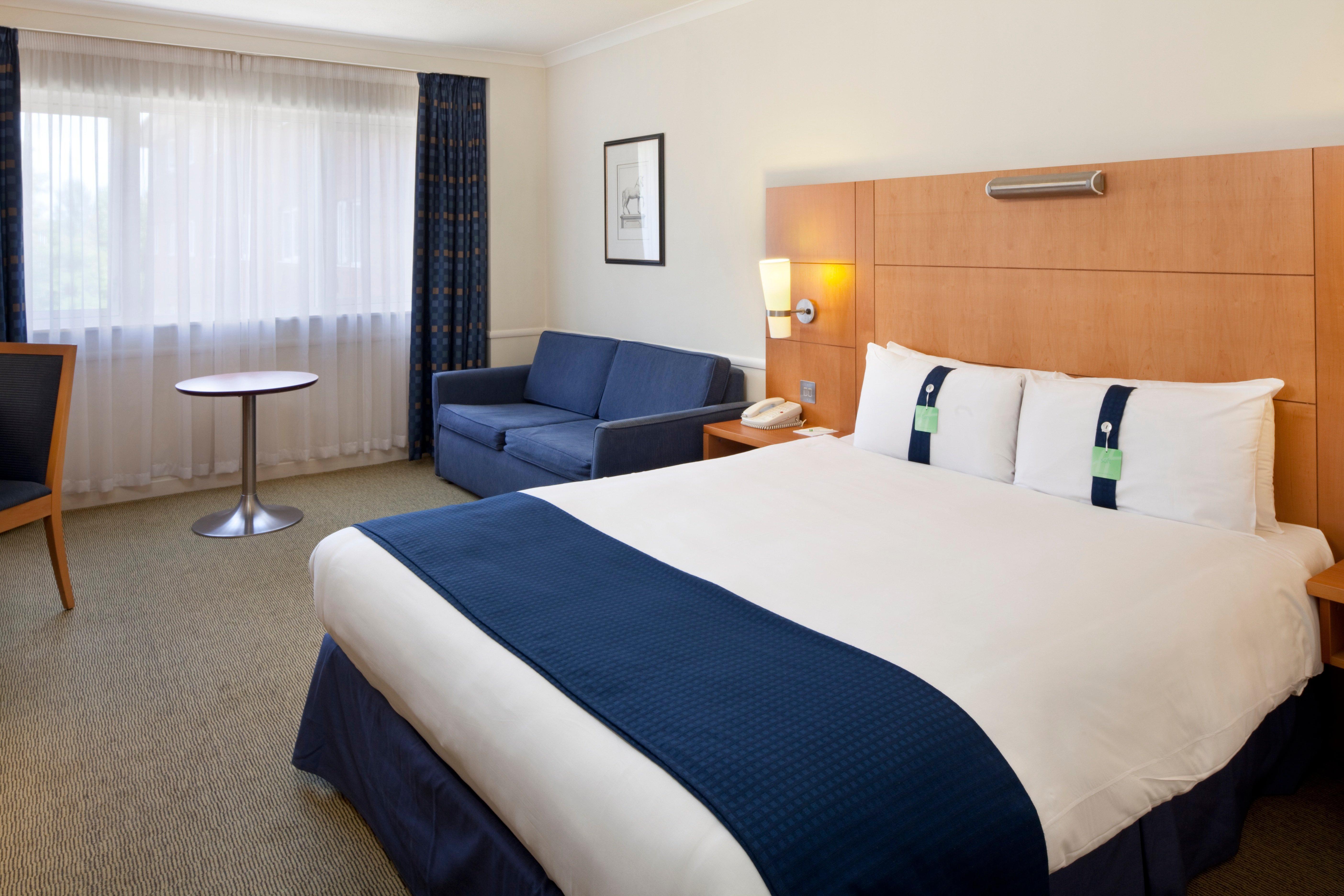 Holiday Inn Guildford By Ihg Zewnętrze zdjęcie