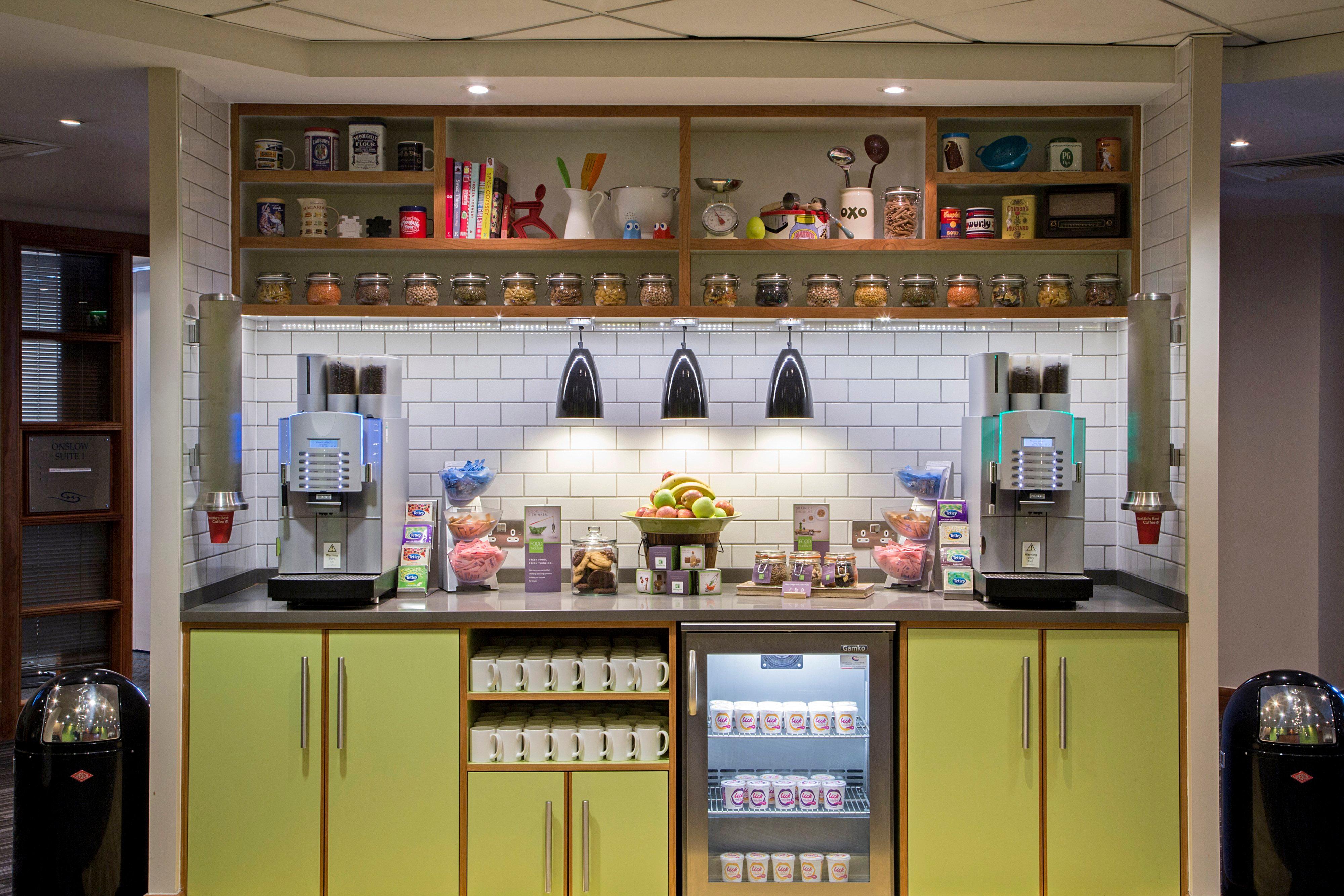 Holiday Inn Guildford By Ihg Zewnętrze zdjęcie