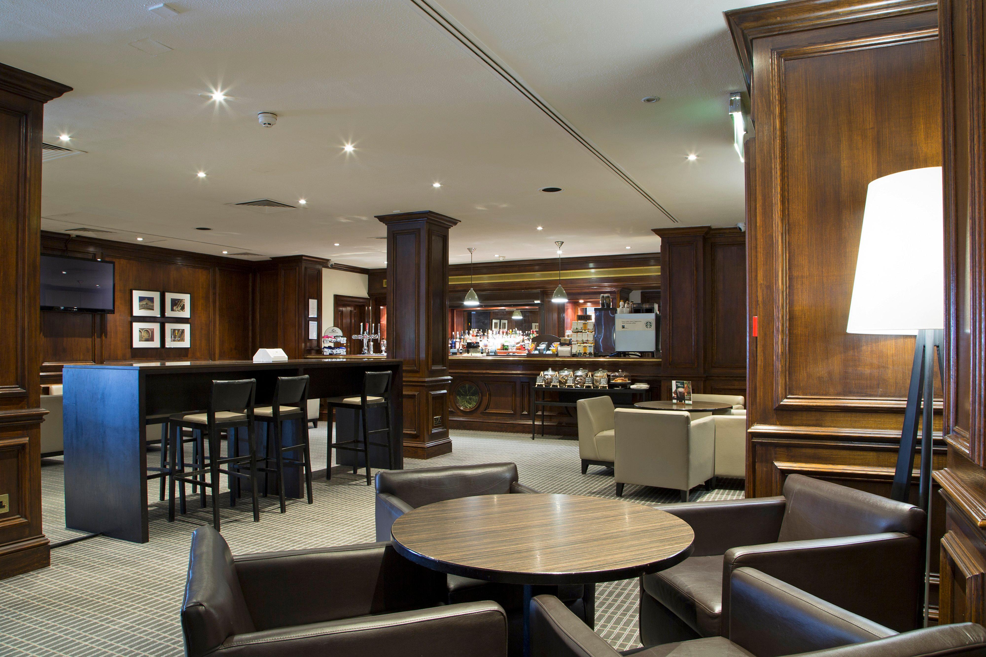 Holiday Inn Guildford By Ihg Zewnętrze zdjęcie